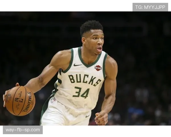 库西时代控卫标杆：无球跑动与传球视野如何主导早期绿军体系