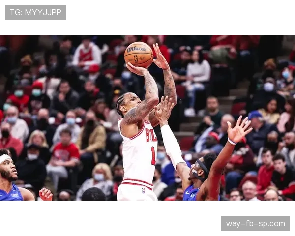 扬尼斯挡拆拉开防线效率提升显著，主导球队关键得分节奏