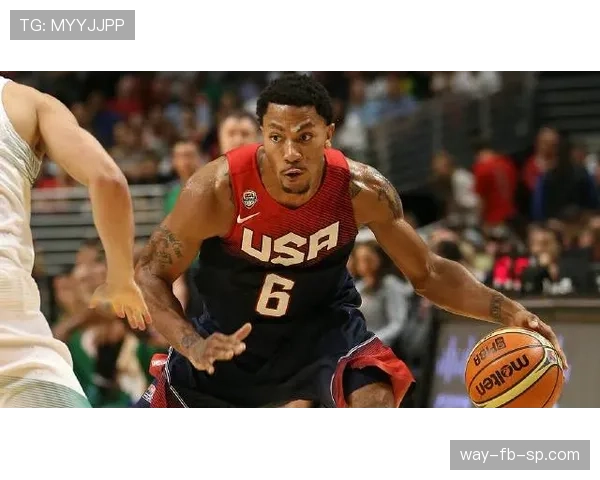 德里克·罗斯突破突破提升节奏，助力球队关键时刻得分爆发