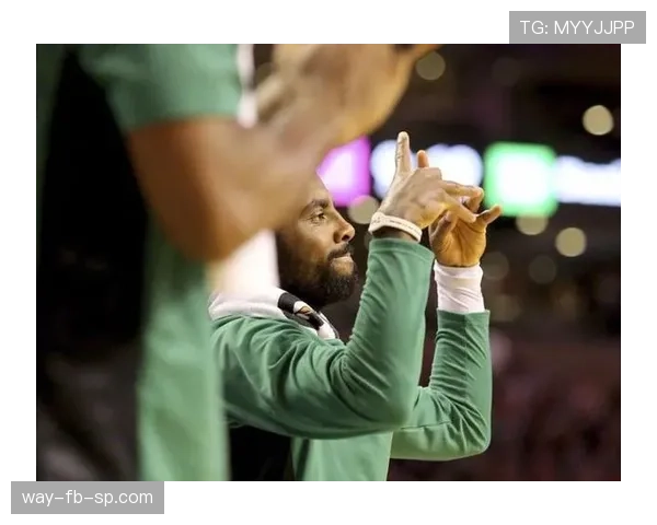 约翰·沃尔突破拉开球队进攻空间 提升关键时刻组织效率